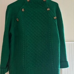 LOFT Emerald Buttoned Turtleneck Sweater just in time for St Patrick’s Say 🍀